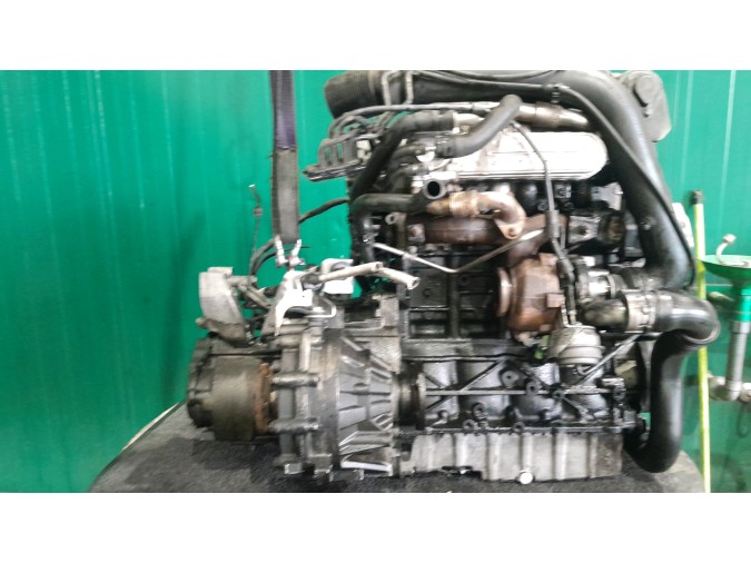 MOTOR CON ACCESORIOS Y CAJA DE CAMBIOS VOLKSWAGEN GOLF 2004