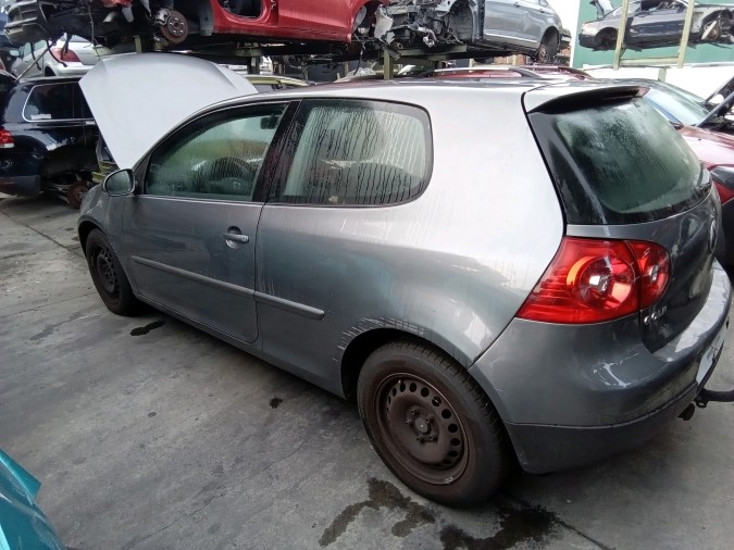 Cerradura guantera VOLKSWAGEN GOLF 2004