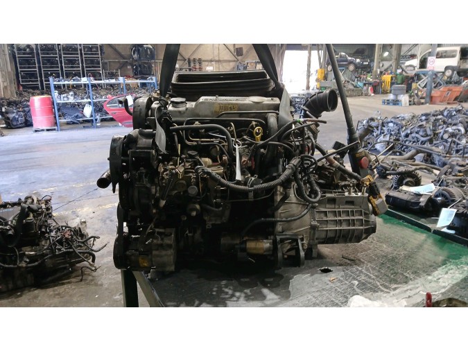 MOTOR CON ACCESORIOS Y CAJA DE CAMBIOS FORD MONDEO
