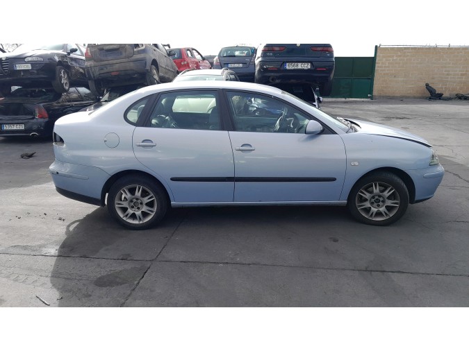 ALETA DELANTERA DERECHA SEAT CORDOBA 2003