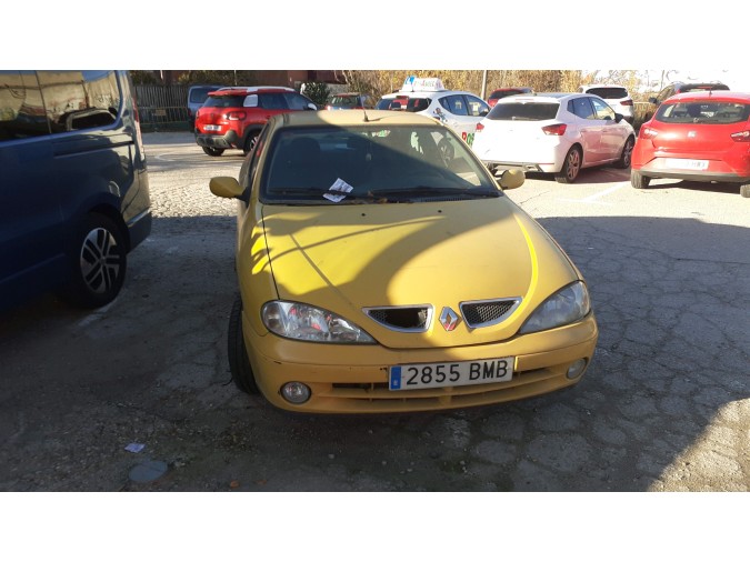 Autorradio RENAULT MÉGANE 2001