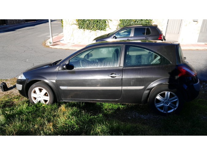 PRETENSOR CINTURÓN DELANTERO DERECHO RENAULT MÉGANE 2004
