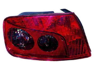 PILOTO TRASERO DERECHO PEUGEOT 407 Berlina 4P (04-09). 16546532