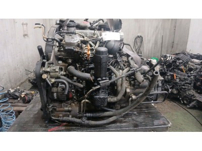 MOTOR CON ACCESORIOS Y CAJA DE CAMBIOS SEAT TOLEDO 1999