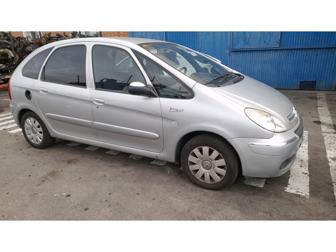 Radiador motor CITROEN XSARA PICASSO 2004