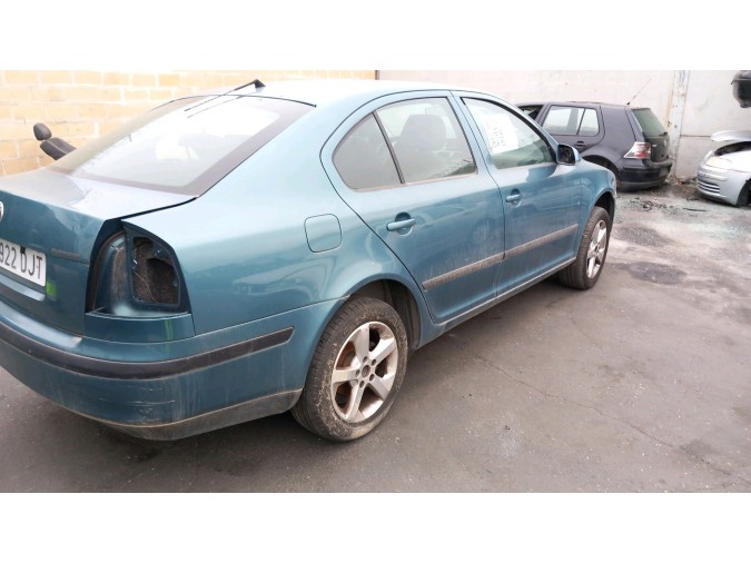 MANDO ELEVALUNAS DELANTERO DERECHO SKODA OCTAVIA 2005