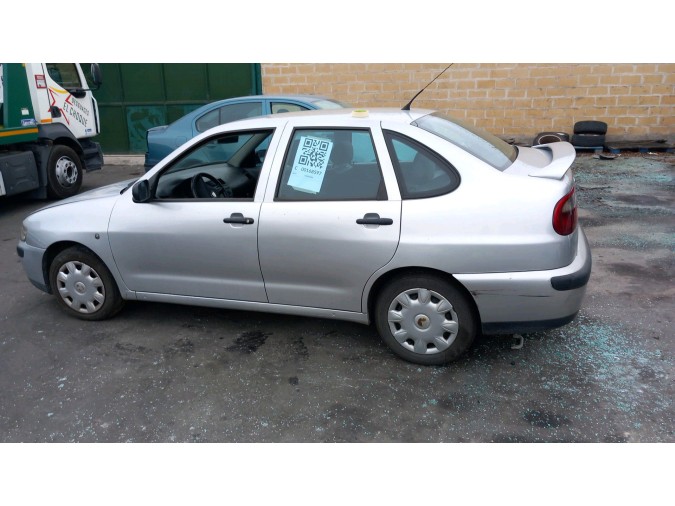 VOLANTE SEAT CORDOBA