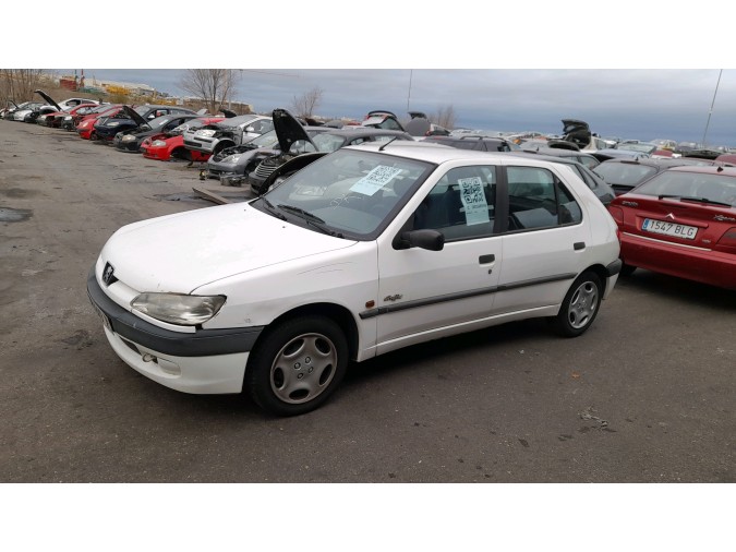 PRETENSOR CINTURÓN DELANTERO DERECHO PEUGEOT 306 1998