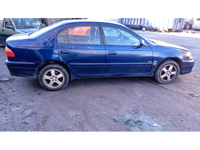 FARO DELANTERO IZQUIERDO TOYOTA AVENSIS 2002