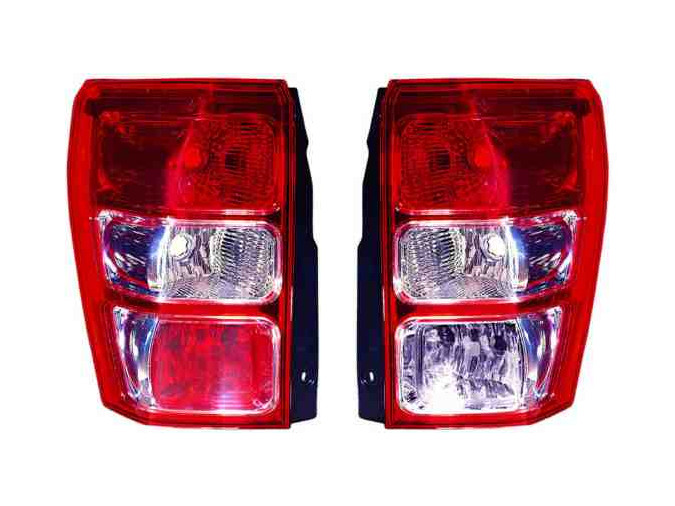 PILOTO TRASERO DERECHO SUZUKI GRAND VITARA 5P (05-). 16884334