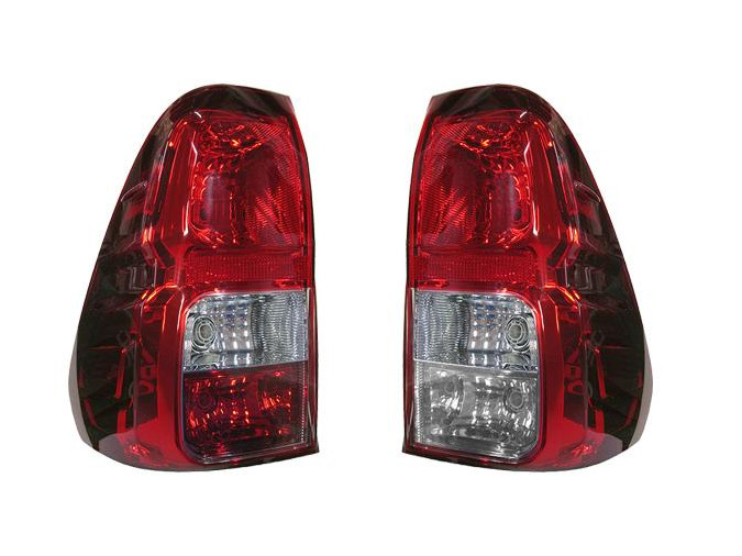 PILOTO TRASERO DERECHO TOYOTA HILUX (15-). 16908612