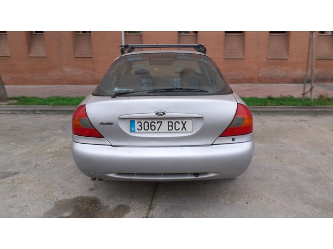 Intercooler FORD MONDEO 2000