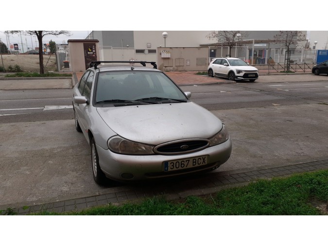 Intercooler FORD MONDEO 2000