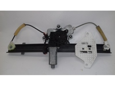 ELEVALUNAS TRASERO DERECHO SSANGYONG RODIUS 2013