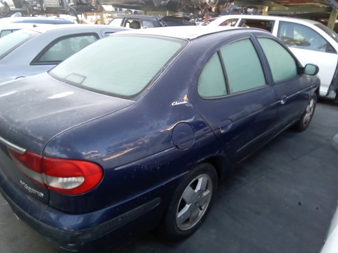 Autorradio RENAULT MÉGANE CLASSIC 2003