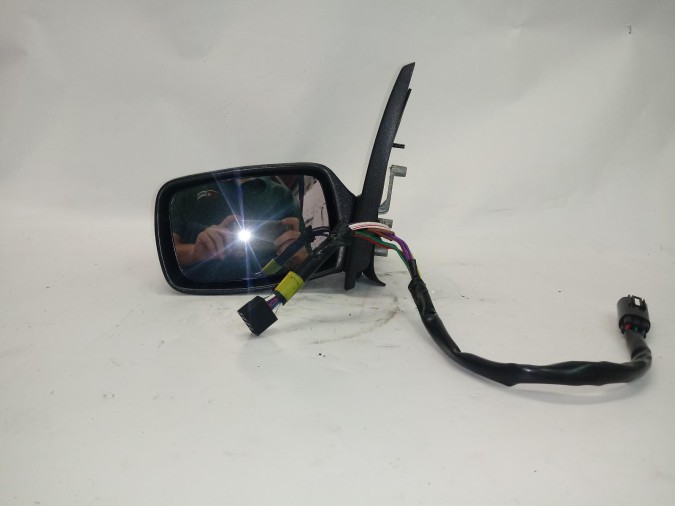 RETROVISOR IZQUIERDO FORD ESCORT NEGRO SIN PINTAR 1997