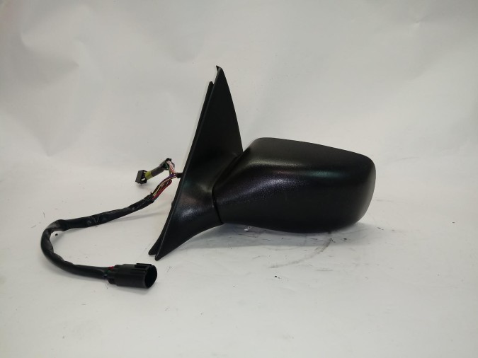 RETROVISOR IZQUIERDO FORD ESCORT NEGRO SIN PINTAR 1997