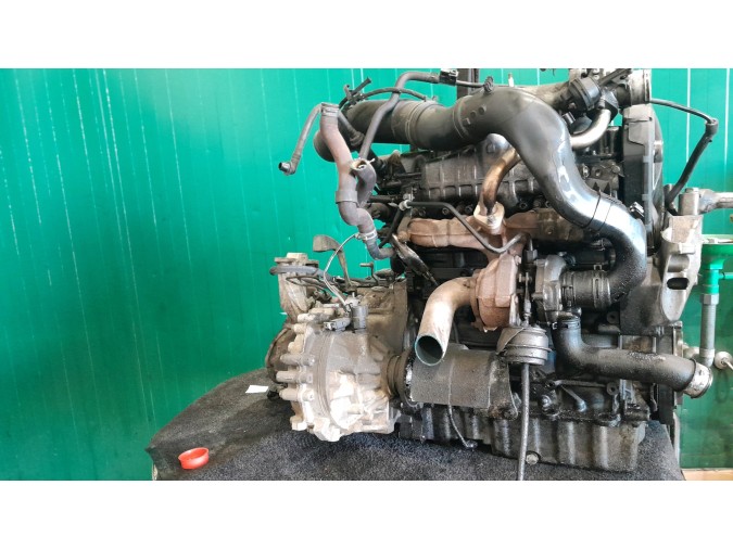 MOTOR CON ACCESORIOS Y CAJA DE CAMBIOS VOLKSWAGEN GOLF 2001