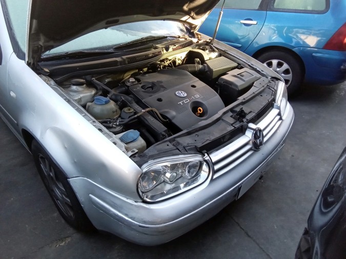ELEVALUNAS TRASERO DERECHO VOLKSWAGEN GOLF 2001
