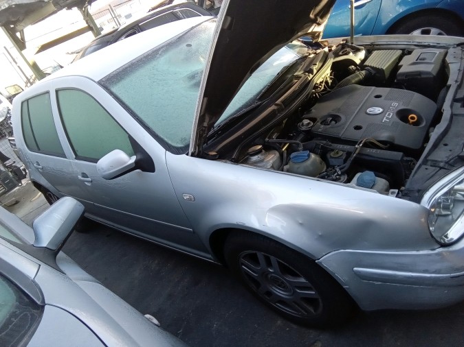 ELEVALUNAS TRASERO DERECHO VOLKSWAGEN GOLF 2001