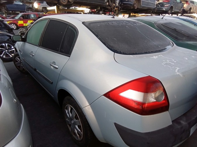 Autorradio RENAULT MÉGANE 2004