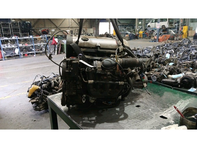 MOTOR CON ACCESORIOS Y CAJA DE CAMBIOS CITROEN XSARA PICASSO 2005