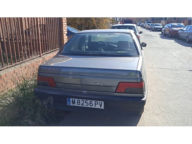 PUERTA TRASERA IZQUIERDA PEUGEOT 405 1994