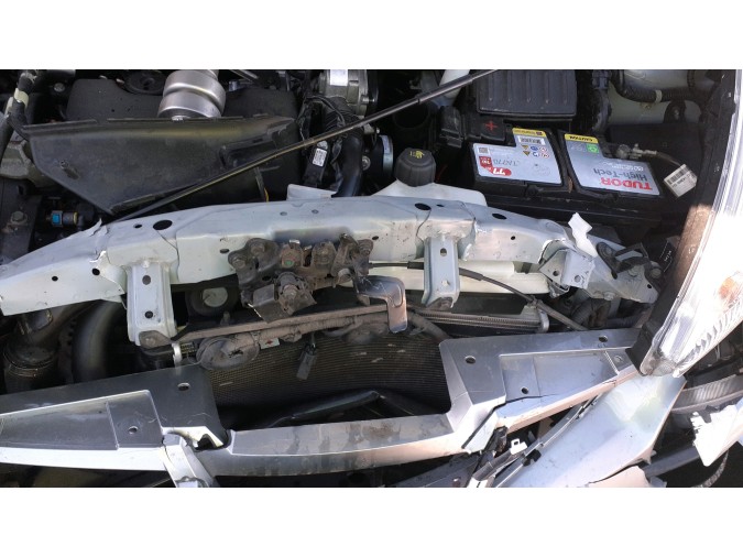 AMORTIGUADOR DELANTERO DERECHO NISSAN JUKE 2012