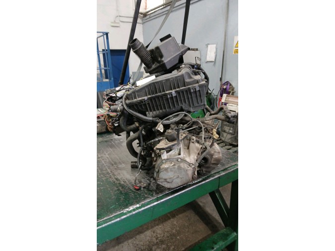 MOTOR CON ACCESORIOS Y CAJA DE CAMBIOS PEUGEOT 307 2005