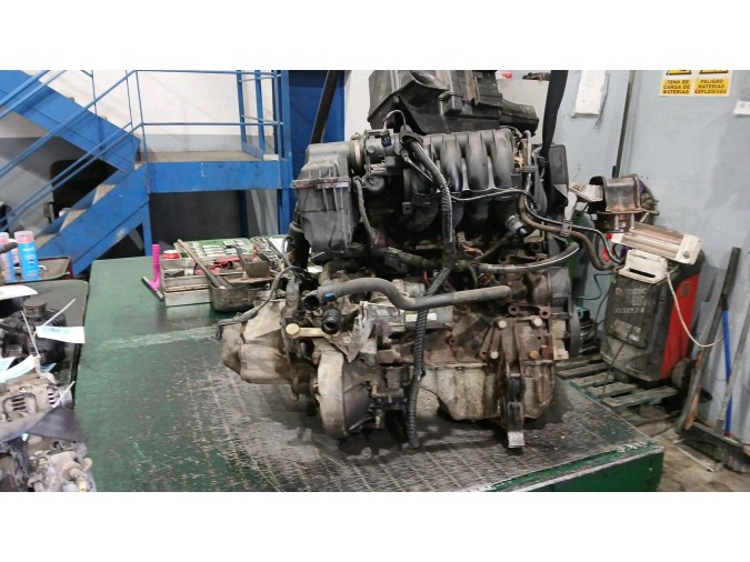MOTOR CON ACCESORIOS Y CAJA DE CAMBIOS PEUGEOT 307 2005