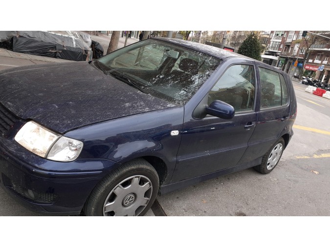 PUERTA DELANTERA IZQUIERDA VOLKSWAGEN POLO 2001