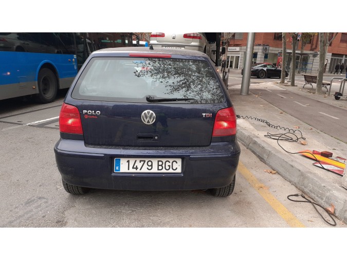 ALETA DELANTERA DERECHA VOLKSWAGEN POLO 2001