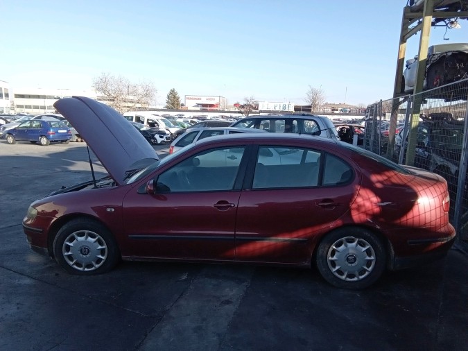 MANDO ELEVALUNAS DELANTERO DERECHO SEAT TOLEDO 1999
