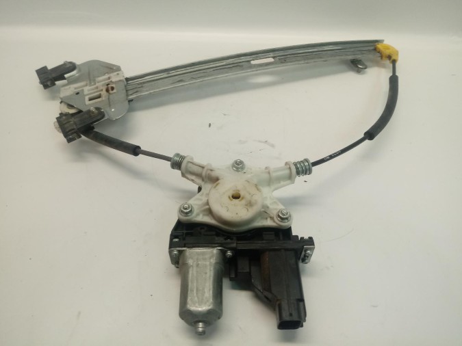 ELEVALUNAS DELANTERO IZQUIERDO KIA RIO 2012