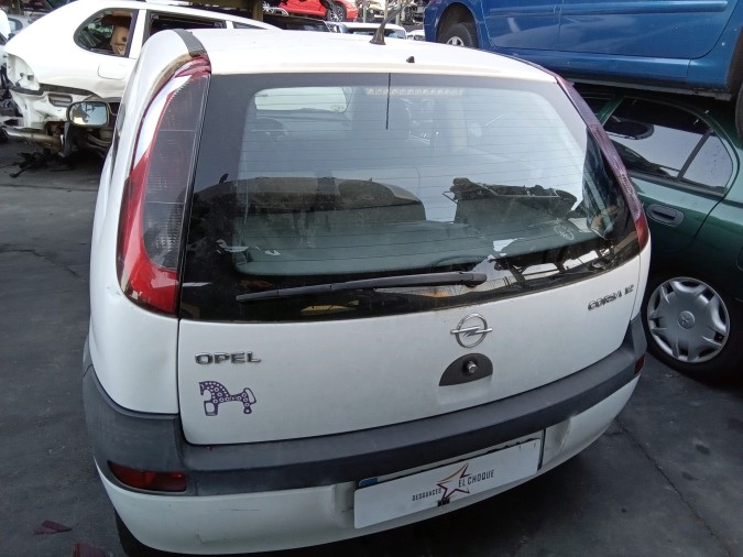 CERRADURA PORTÓN TRASERO OPEL CORSA 2001