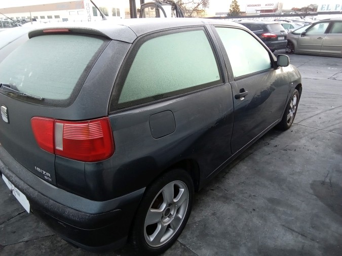 Cerradura guantera SEAT IBIZA 2001