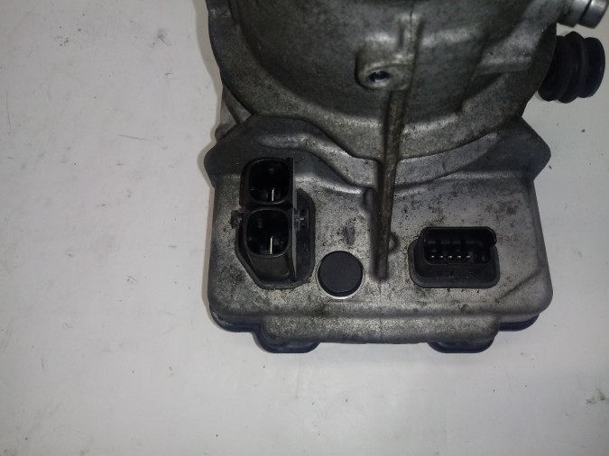 BOMBA SERVODIRECCION CITROEN C4 PICASSO 2010