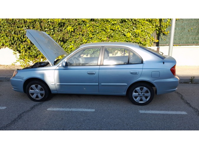 ELEVALUNAS TRASERO DERECHO HYUNDAI ACCENT 2003