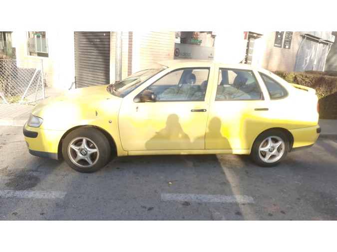ALETA DELANTERA DERECHA SEAT CORDOBA 2002