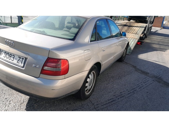 PANEL DELANTERO AUDI A4 2000