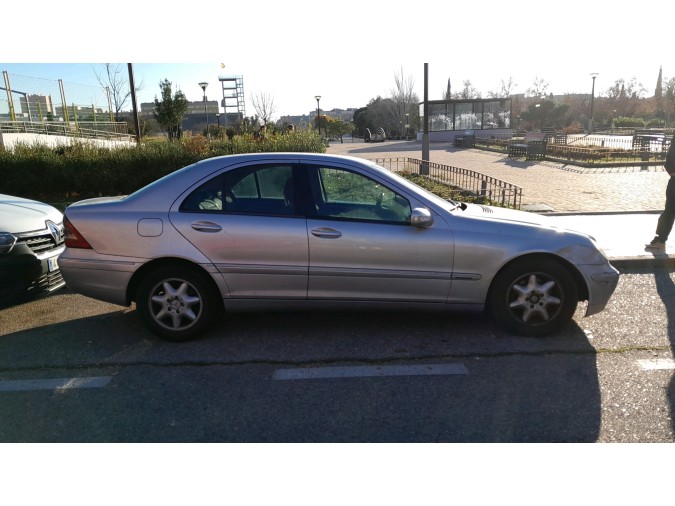 BRAZO SUSPENSION TRASERO IZQUIERDO MERCEDES C 220 CDI 2003