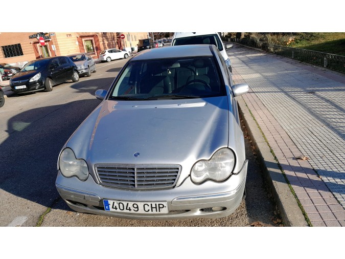Radiador de Agua MERCEDES C 220 CDI 2003