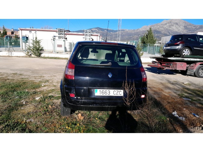 FARO ANTINIEBLA DELANTERO RENAULT MÉGANE 2004