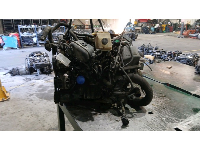 MOTOR CON ACCESORIOS Y CAJA DE CAMBIOS PEUGEOT 306 2000