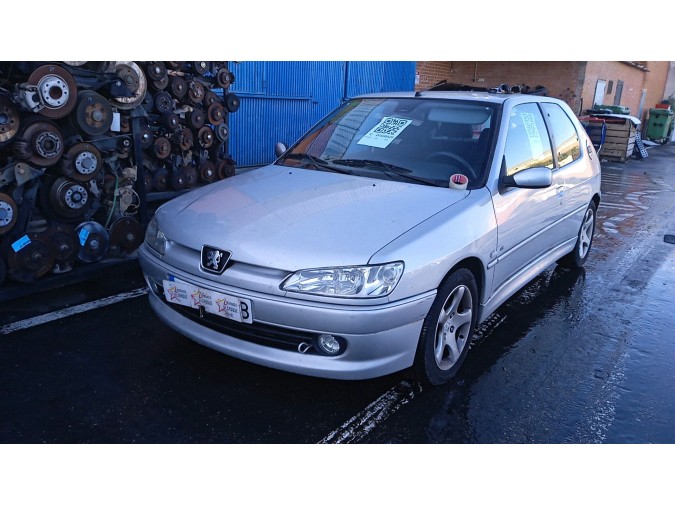 MANDO ELEVALUNAS DELANTERO DERECHO PEUGEOT 306 2000