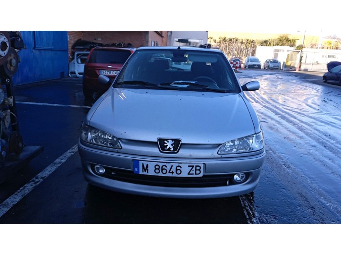 MANDO ELEVALUNAS DELANTERO DERECHO PEUGEOT 306 2000