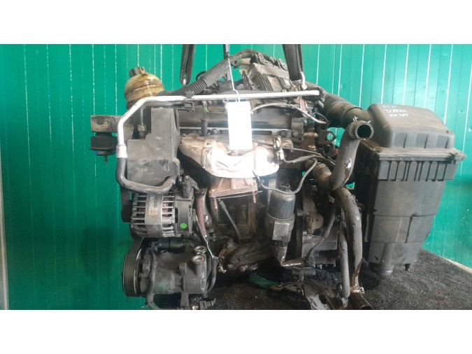 MOTOR CON ACCESORIOS Y CAJA DE CAMBIOS PEUGEOT 206 2000