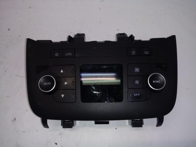 MANDO CALEFACCIÓN FIAT GRANDE PUNTO 2011