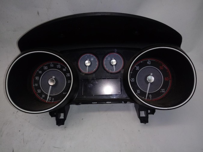 CUADRO INSTRUMENTOS FIAT GRANDE PUNTO 2011