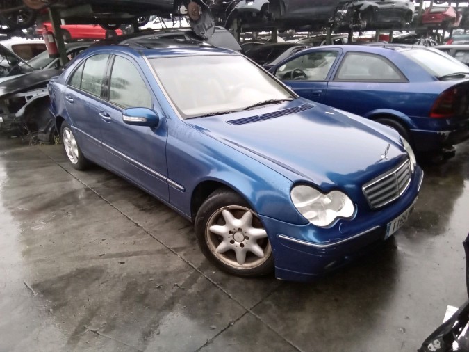 Tablero instrumentos MERCEDES C 270 CDI 2001